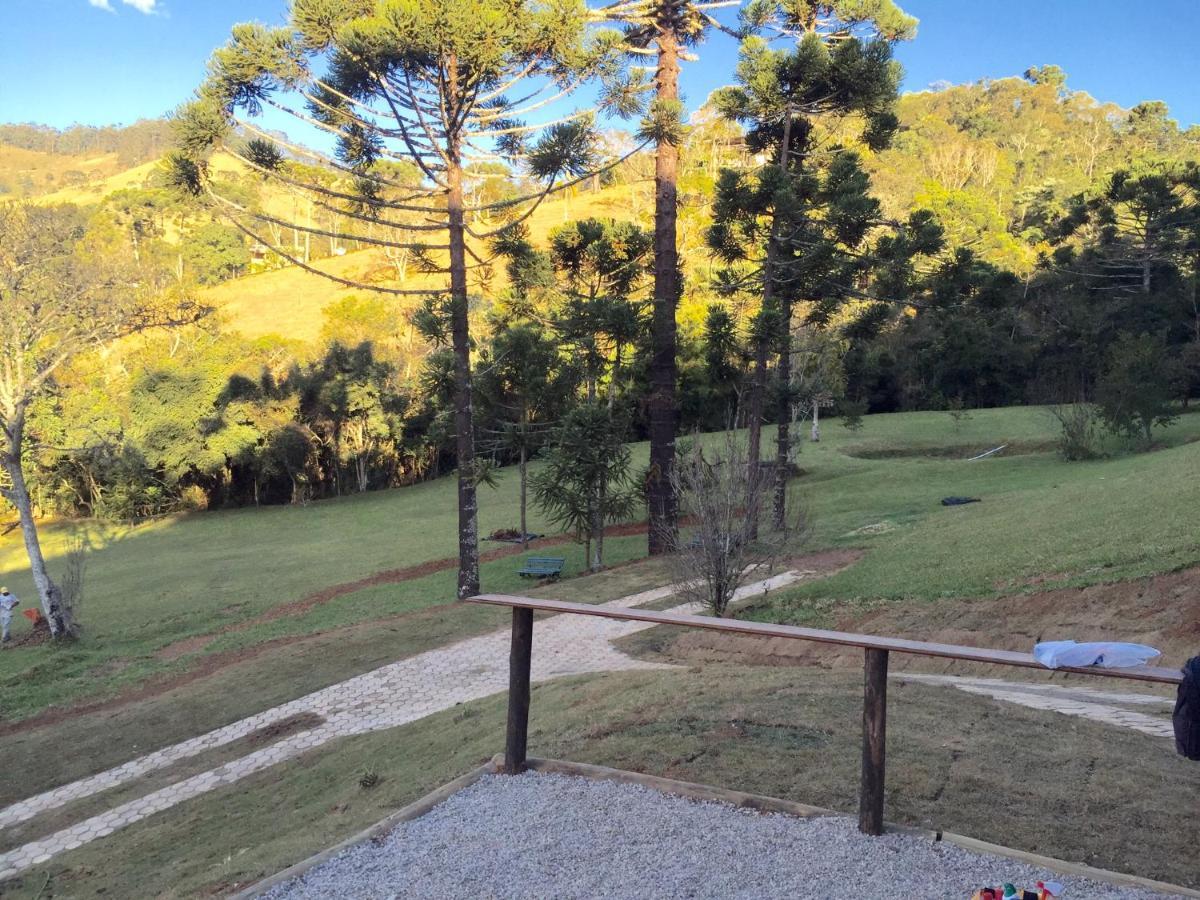 Pousada Chales Da Casa Centenaria ซานโต อังตัวนิโอ โด ปิงญัล ภายนอก รูปภาพ