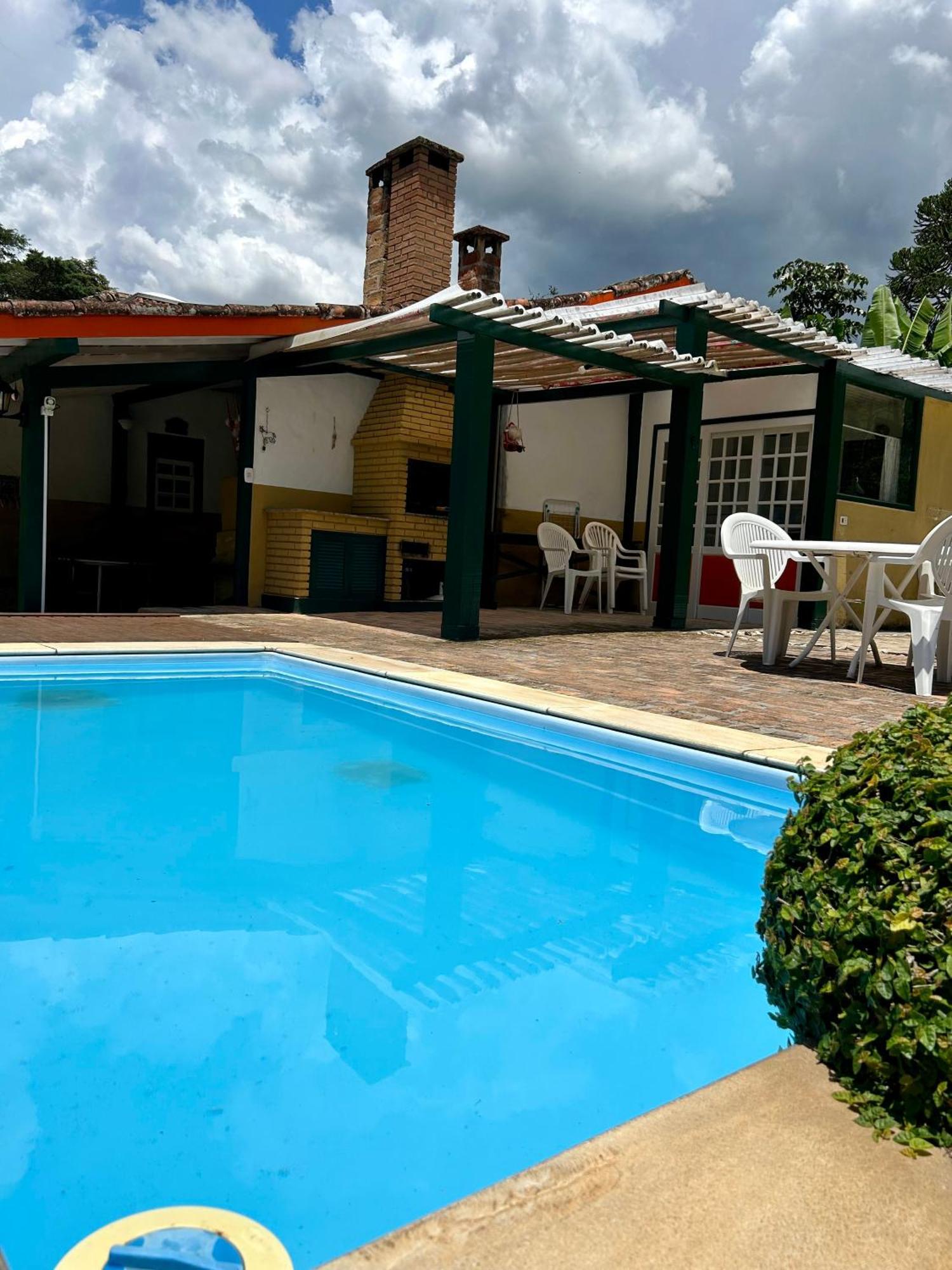 Pousada Chales Da Casa Centenaria ซานโต อังตัวนิโอ โด ปิงญัล ภายนอก รูปภาพ