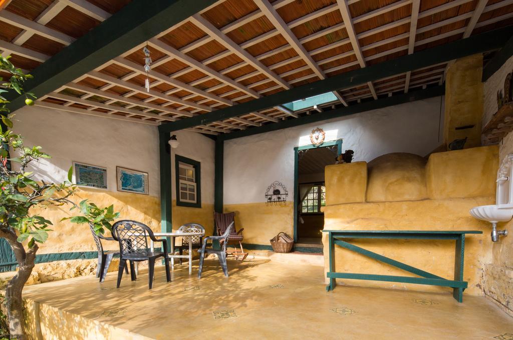 Pousada Chales Da Casa Centenaria ซานโต อังตัวนิโอ โด ปิงญัล ภายนอก รูปภาพ