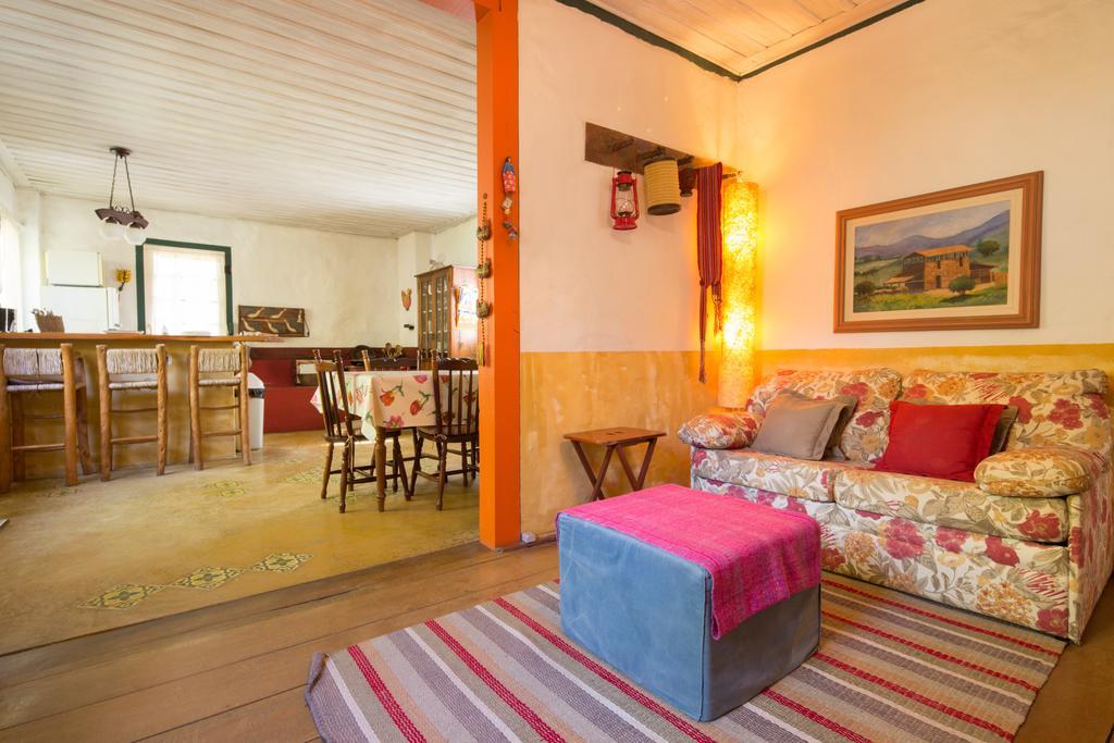 Pousada Chales Da Casa Centenaria ซานโต อังตัวนิโอ โด ปิงญัล ภายนอก รูปภาพ